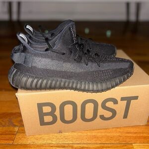 Adidas Yeezy Boost 350 V2 Black Sneakers